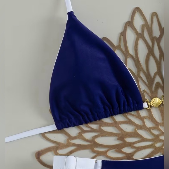 Chic Blue White Halter Thong Bikini Set - Picture 6 of 10